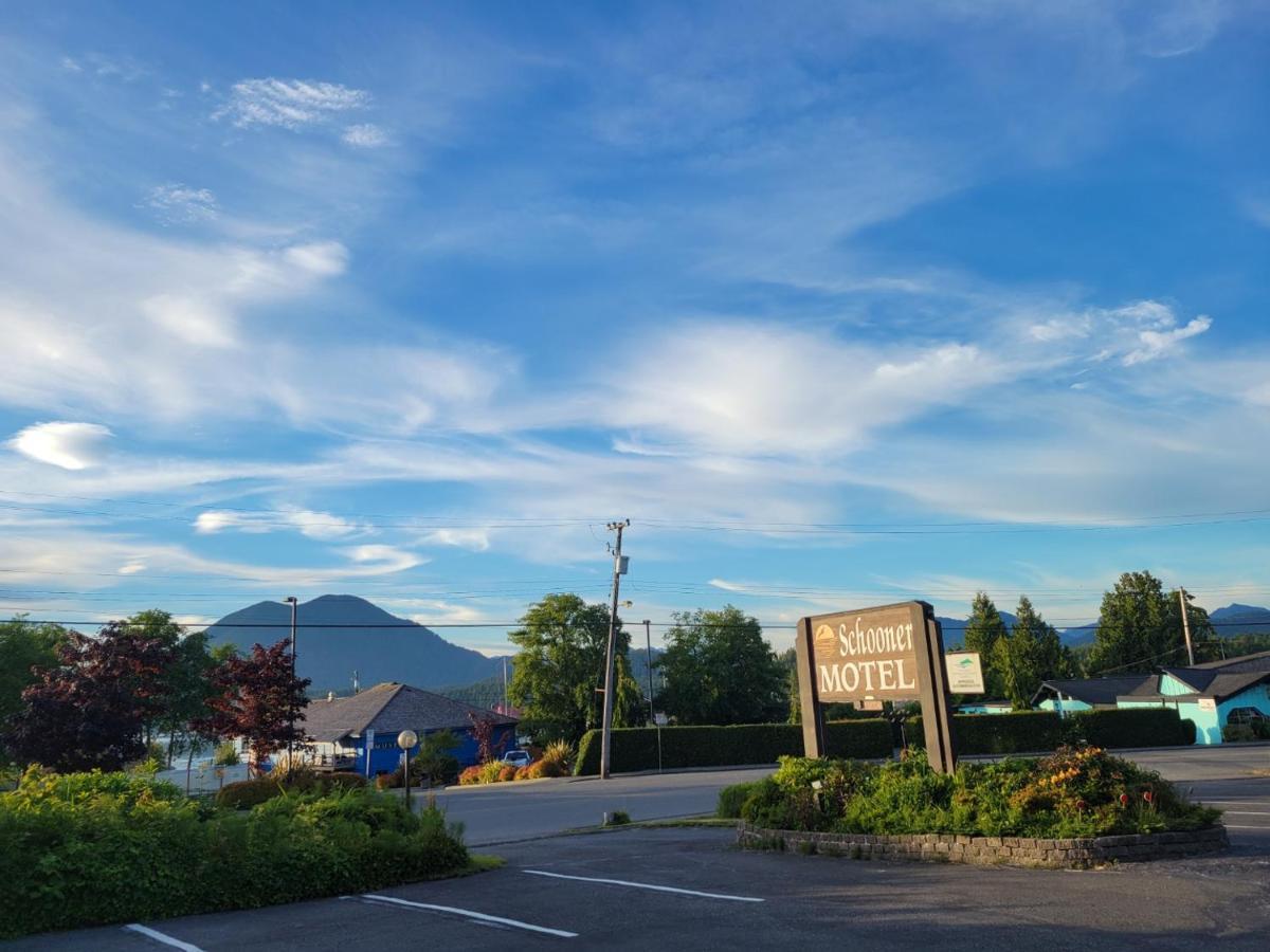 Schooner Motel Tofino Exterior foto